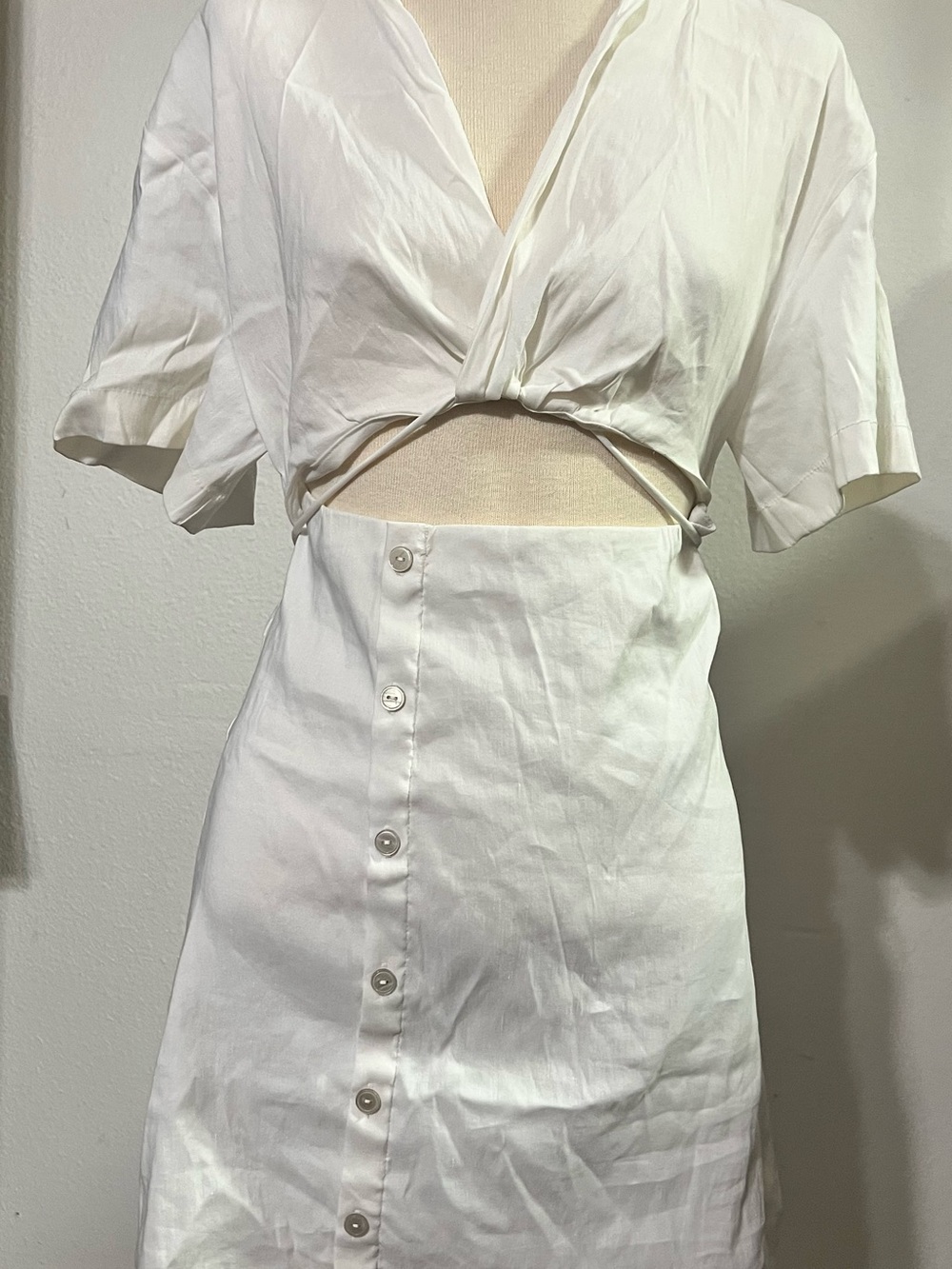 Zara White Satin Two-Piece in one Dress - Picture 5 of 13